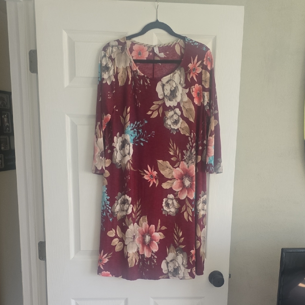 Honeyme Burgundy Floral Long Sleeve Shift Dress